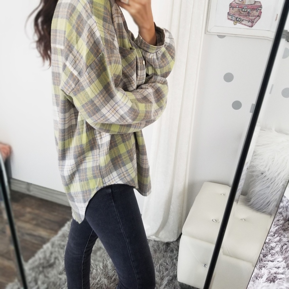 Last1️⃣ Best Fall Plaid Flannel Top Oversized Button Down Top - Picture 6 of 9